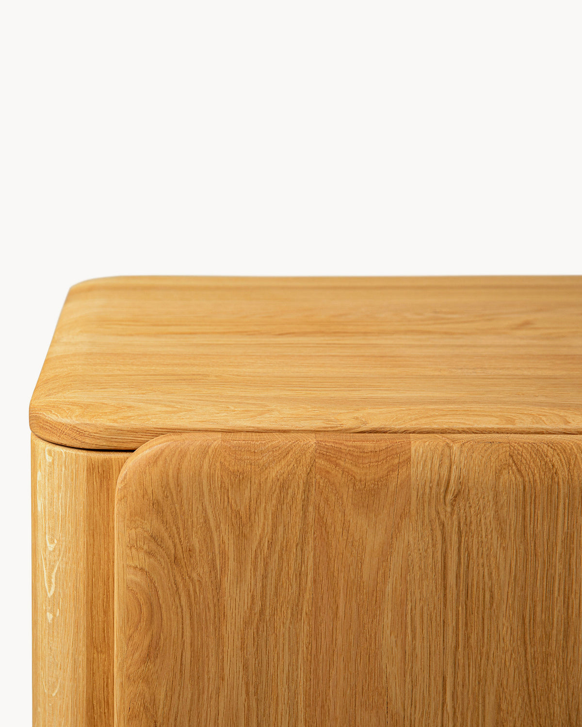 Credenza in rovere massello Charlotte