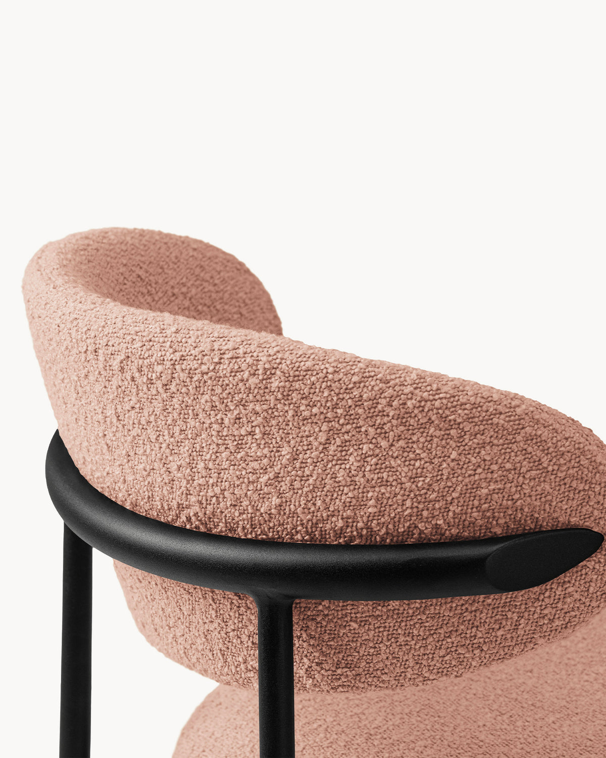 Sedia imbottita in bouclé Nina