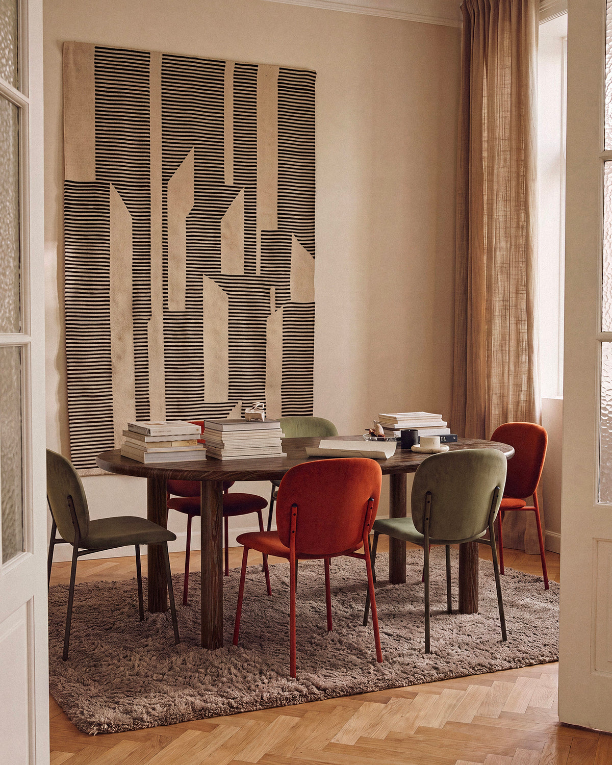 Tavolo da pranzo ovale in rovere Izzie