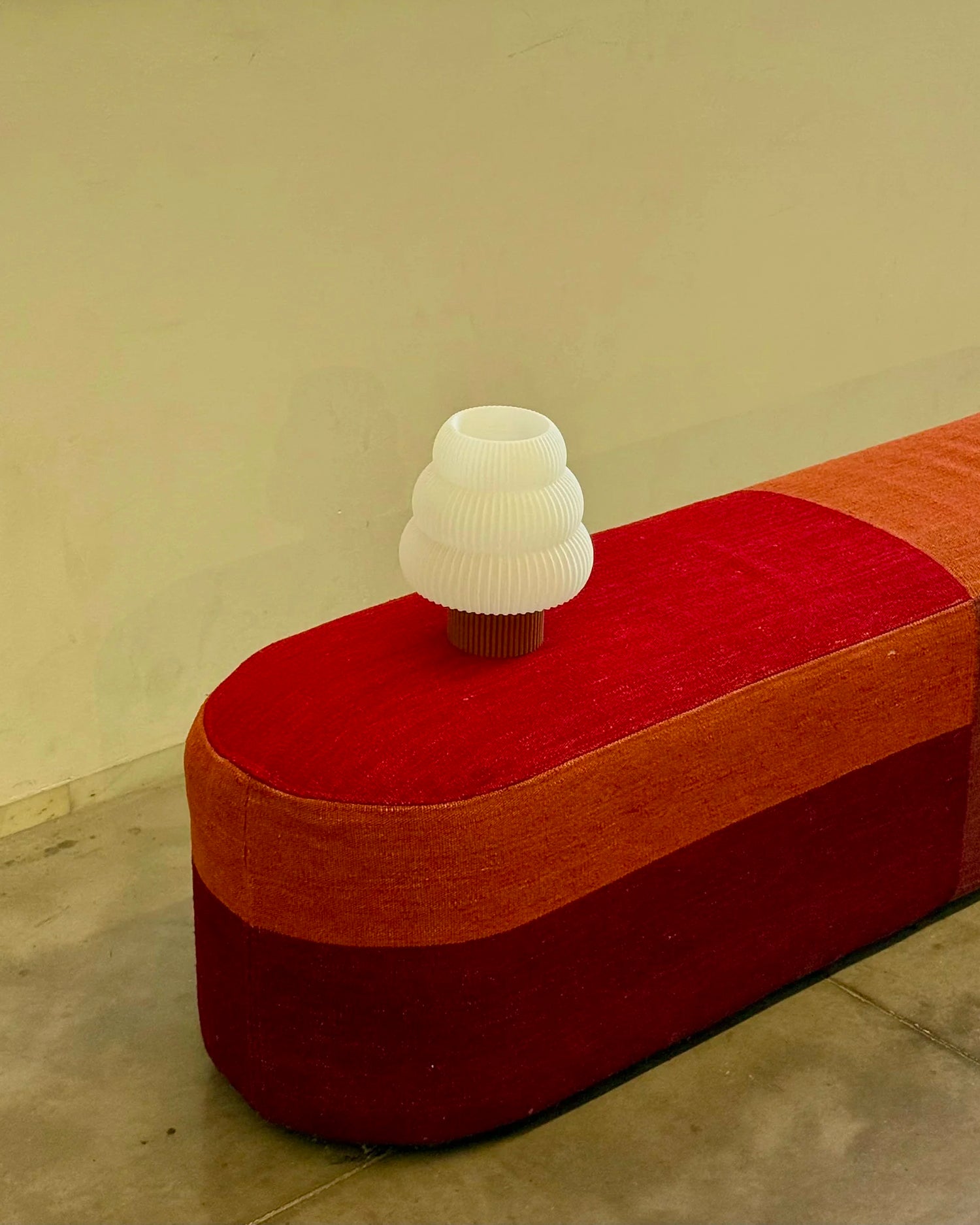 Lampada da tavolo stampata in 3D Luma