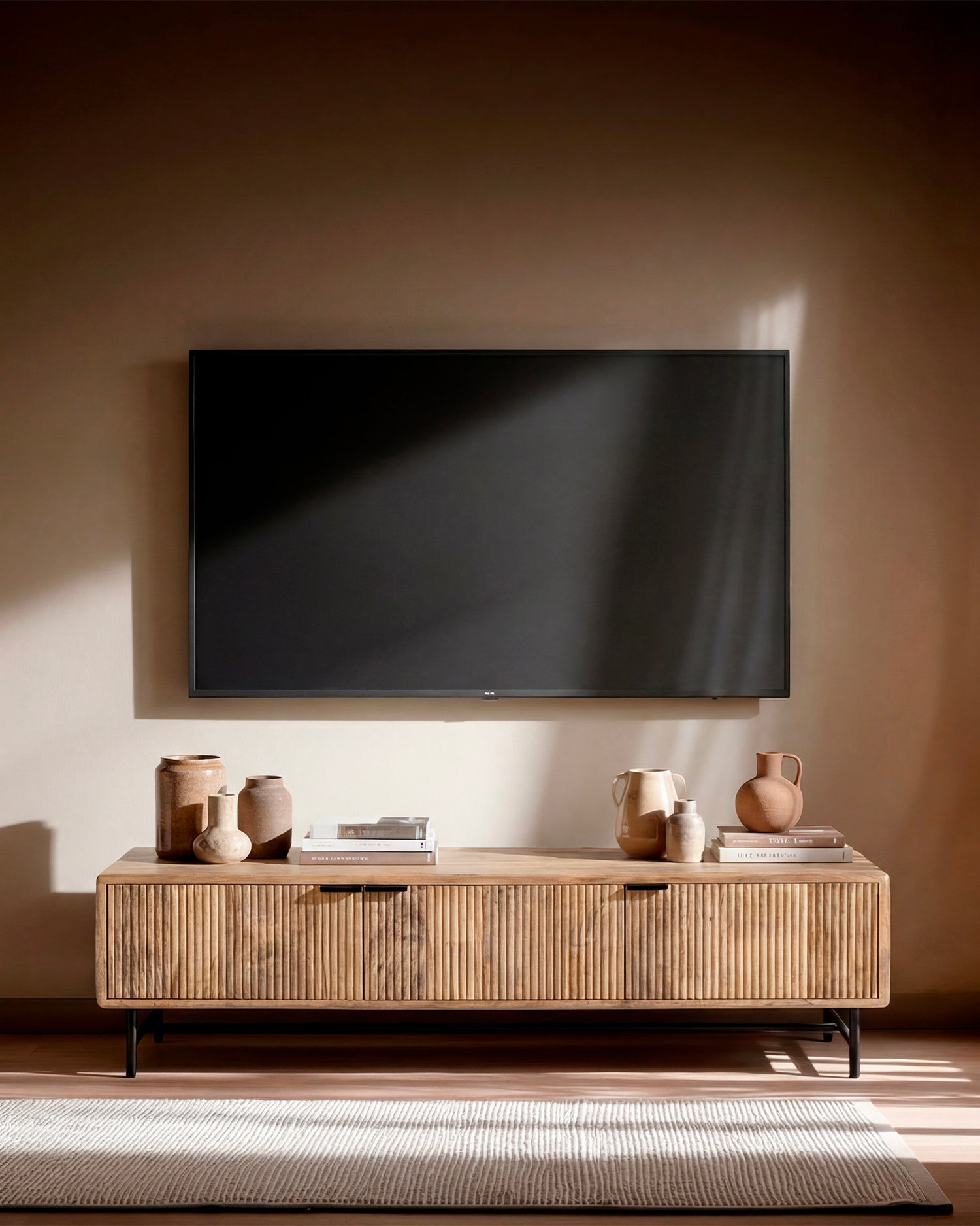 Mobile tv in legno di mango Mundra