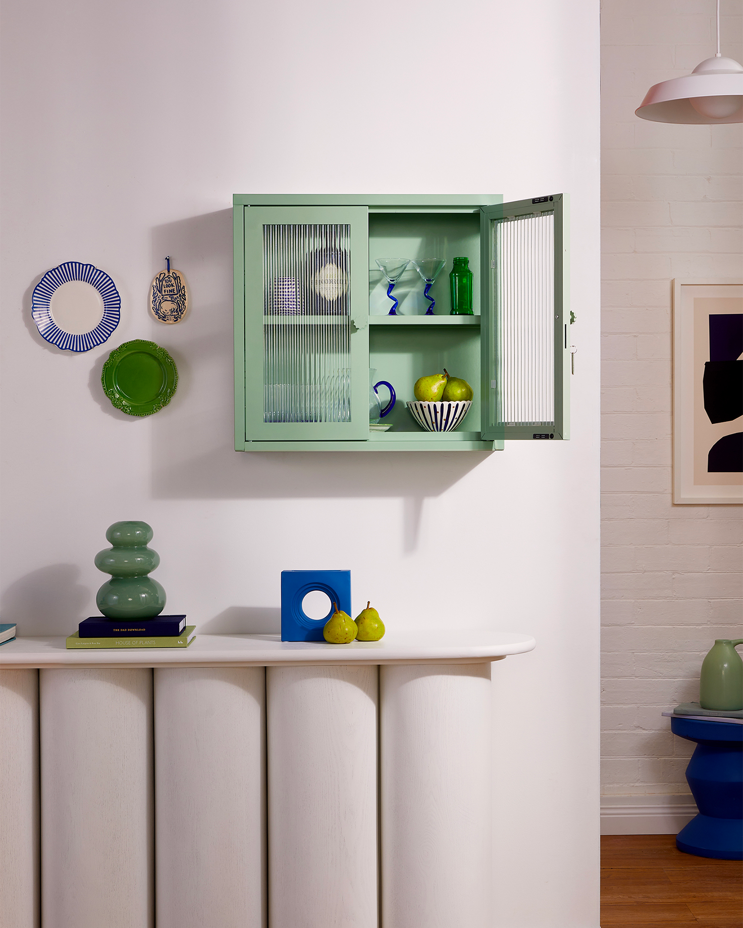 Vetrinetta da parete in metallo e vetro The Kit