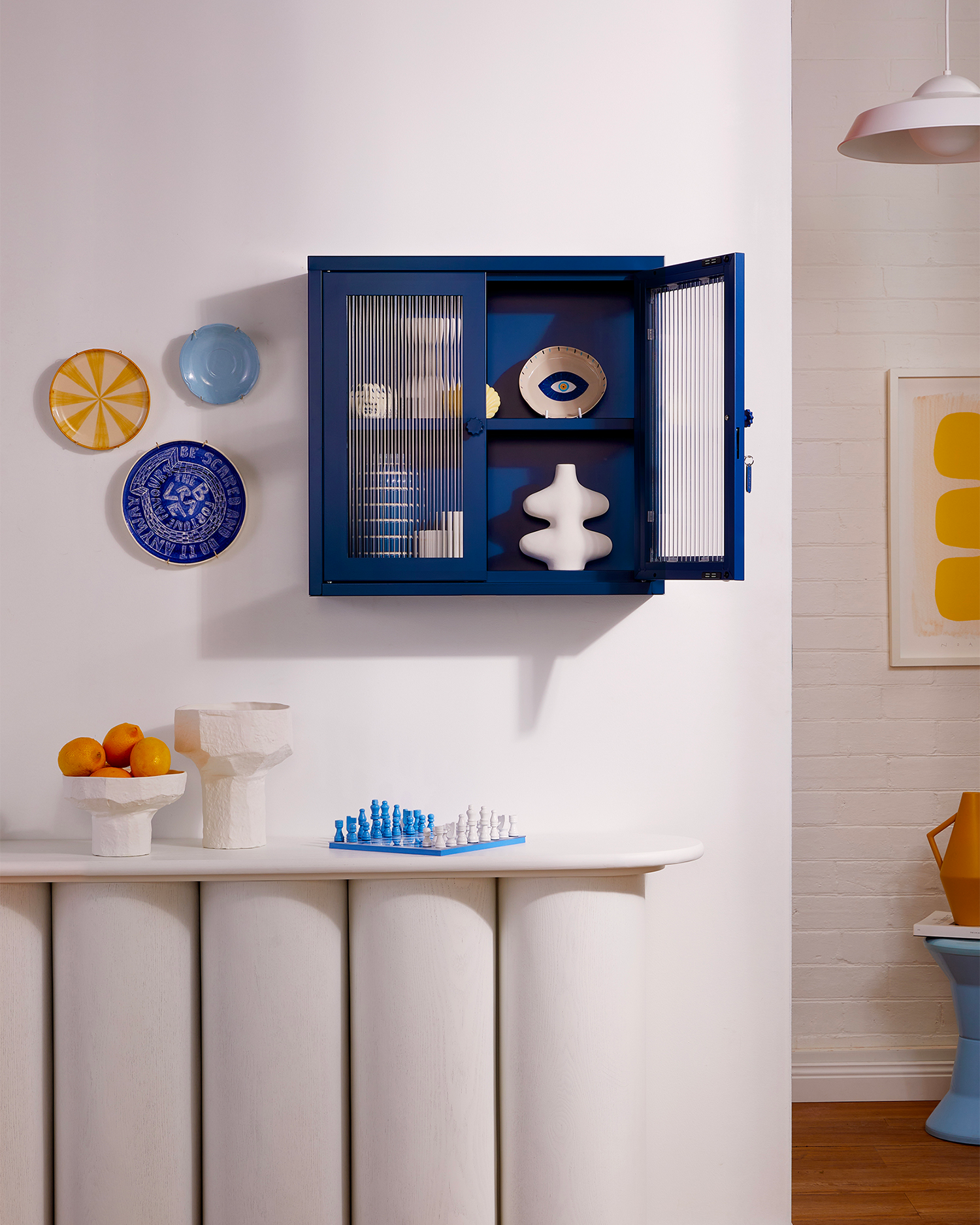 Vetrinetta da parete in metallo e vetro The Kit