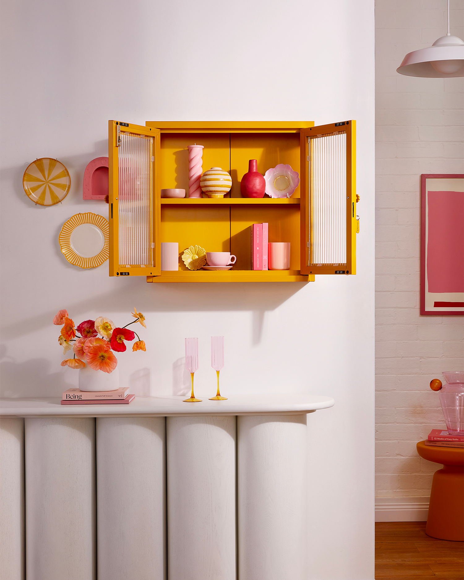 Vetrinetta da parete in metallo e vetro The Kit