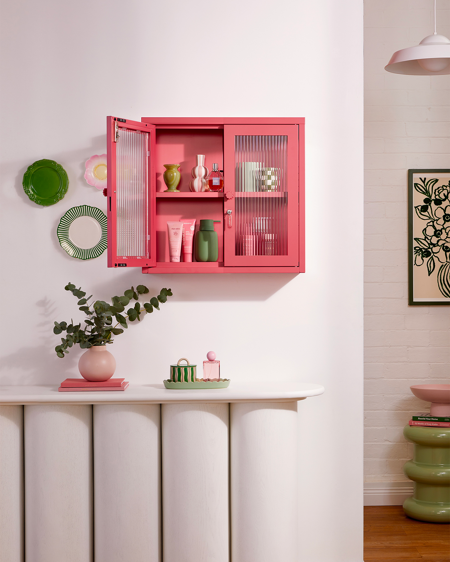 Vetrinetta da parete in metallo e vetro The Kit