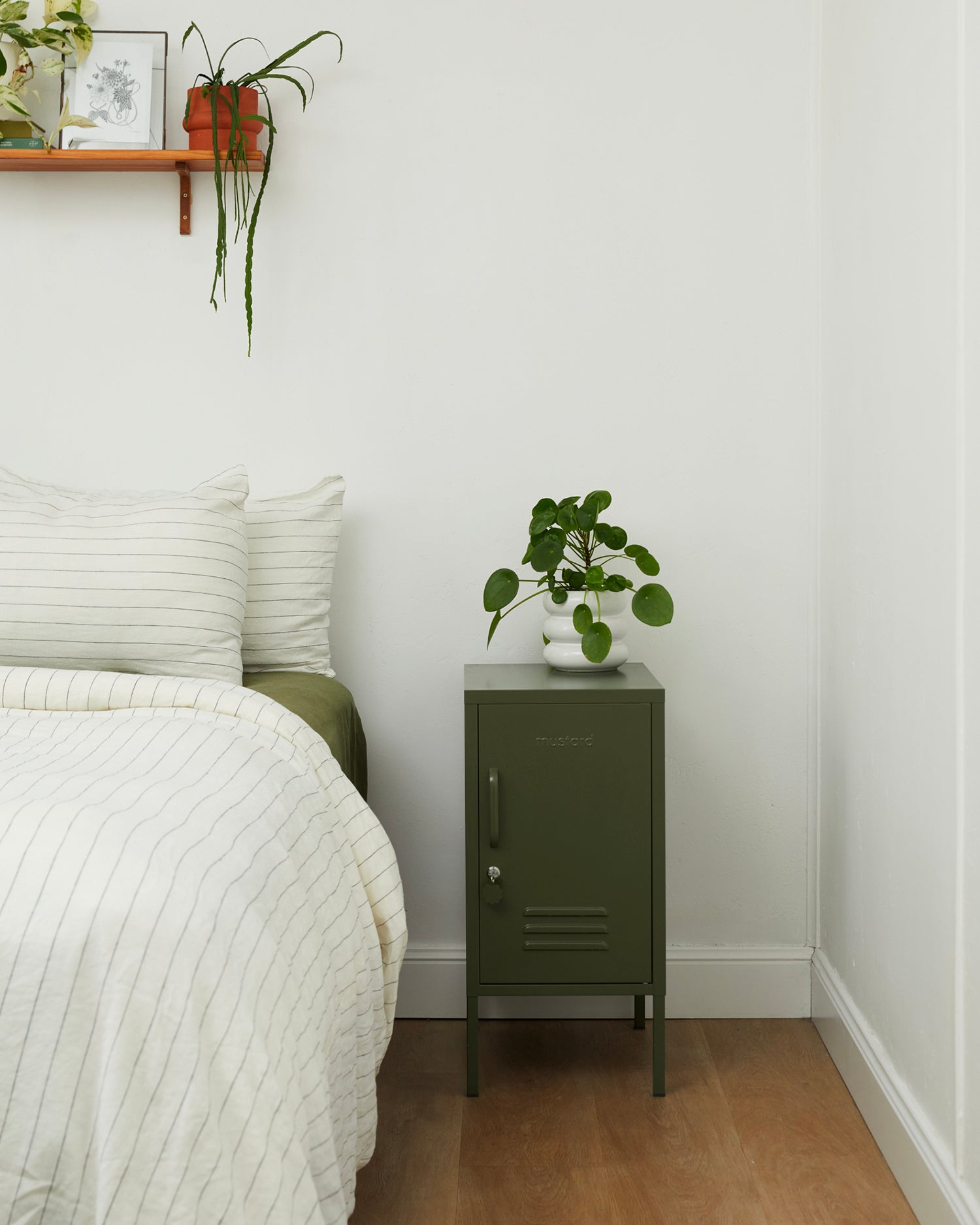 Comodino in metallo The Shorty
