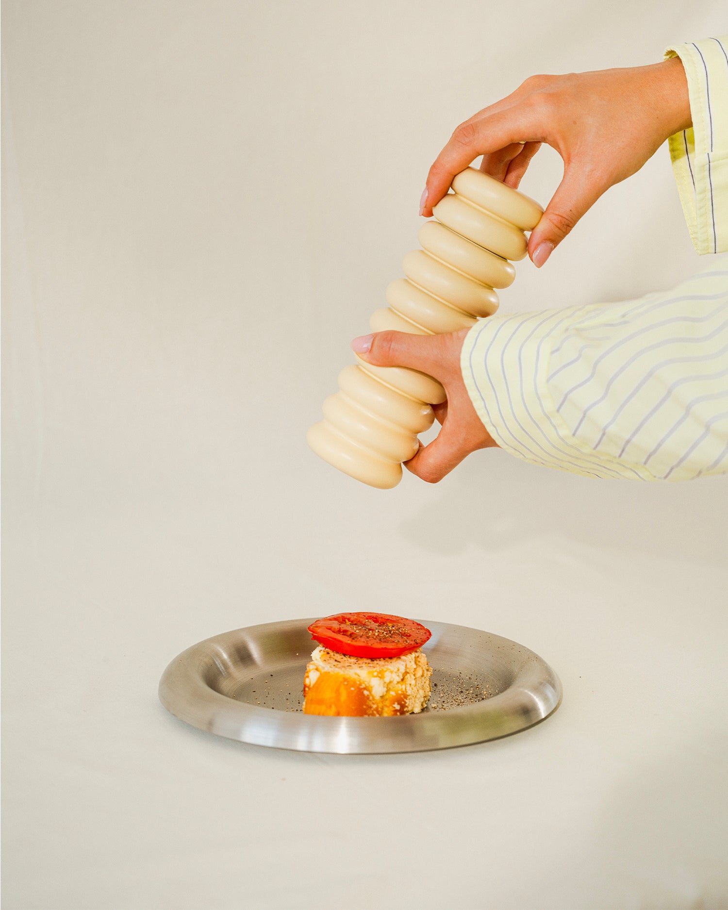 Set 2 piatti in acciaio Roto