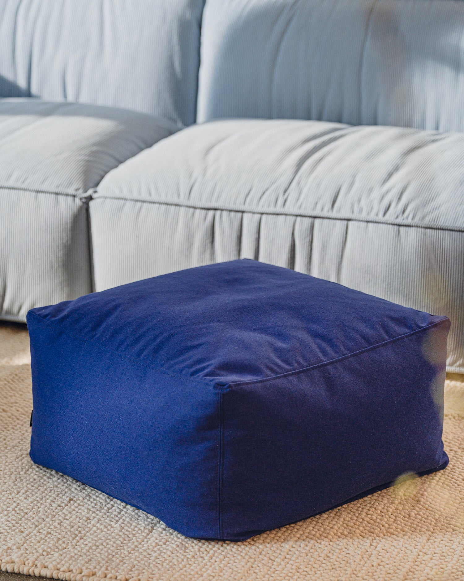 Pouf morbido in lana Keno