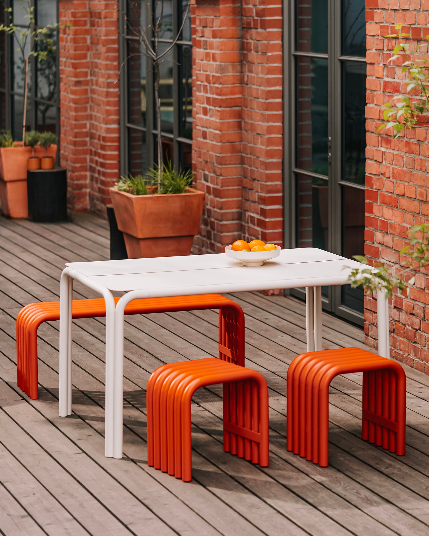Sgabello in acciaio Nook, arancione