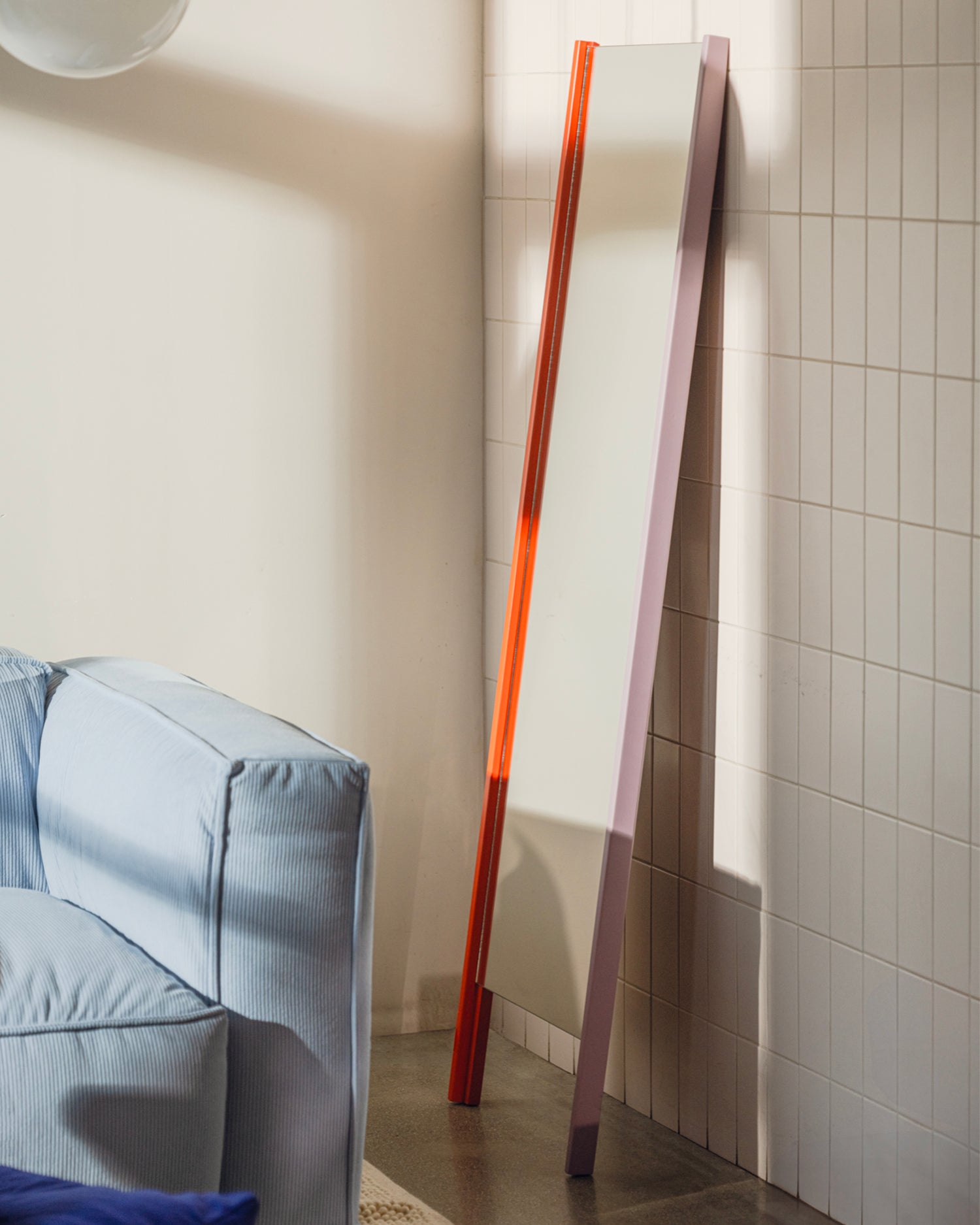 Specchio in legno Lun Leaning