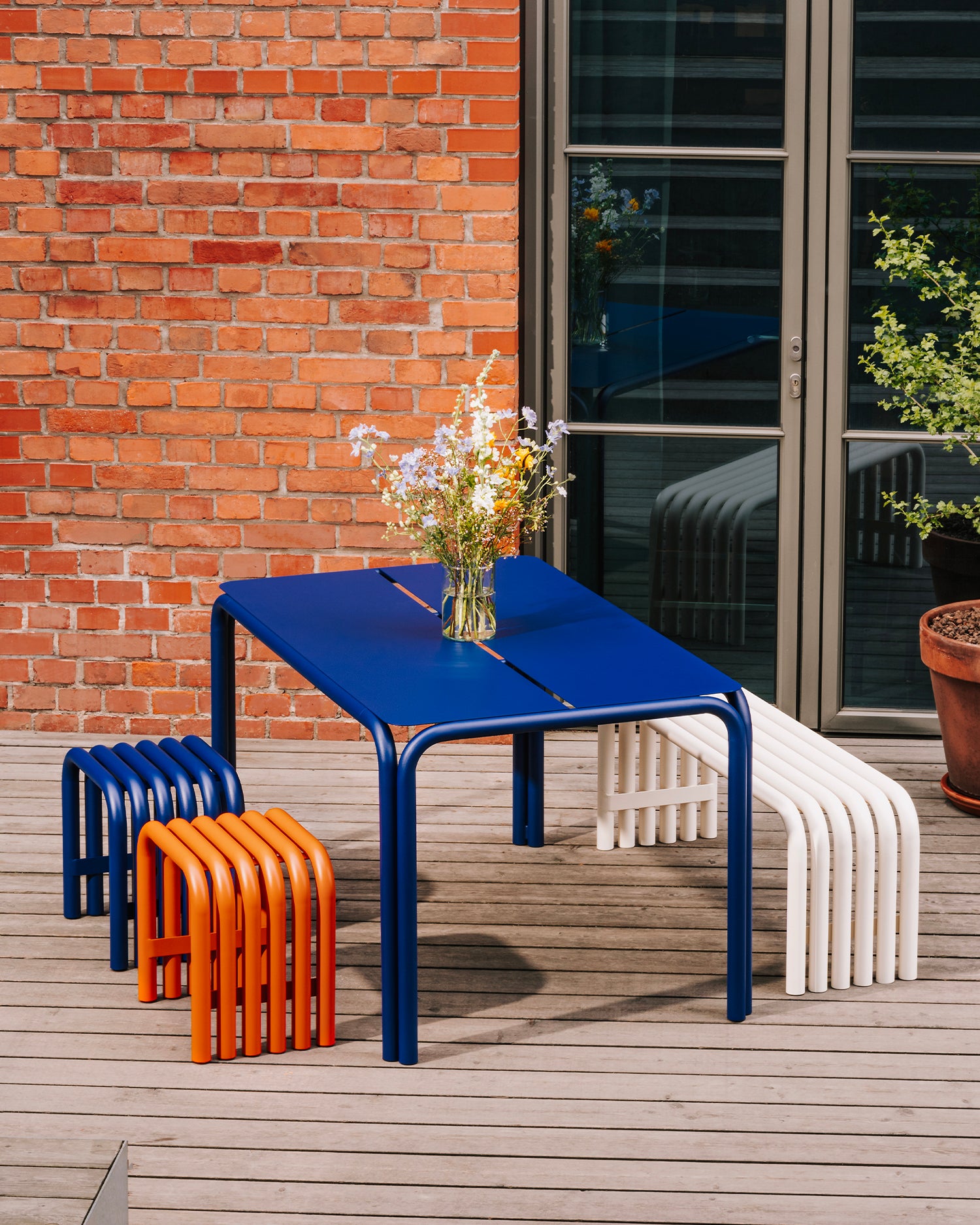 Sgabello in acciaio Nook, blu