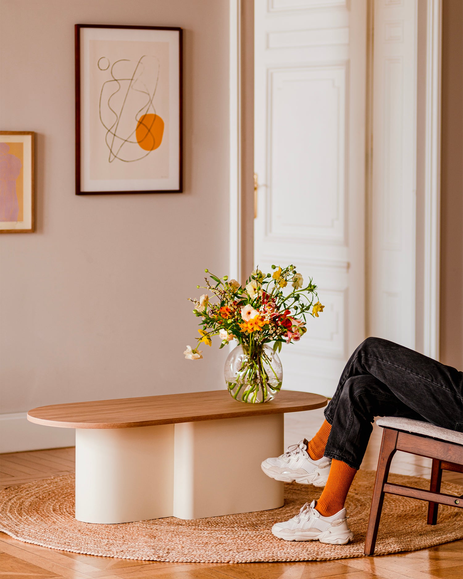 Tavolino ovale da salotto in legno Looi