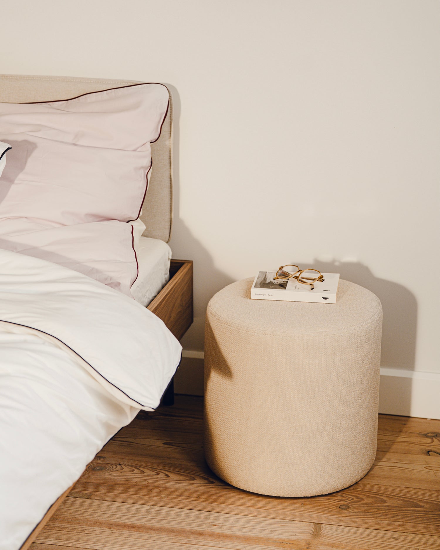 Pouf alto imbottito Folk, vari colori