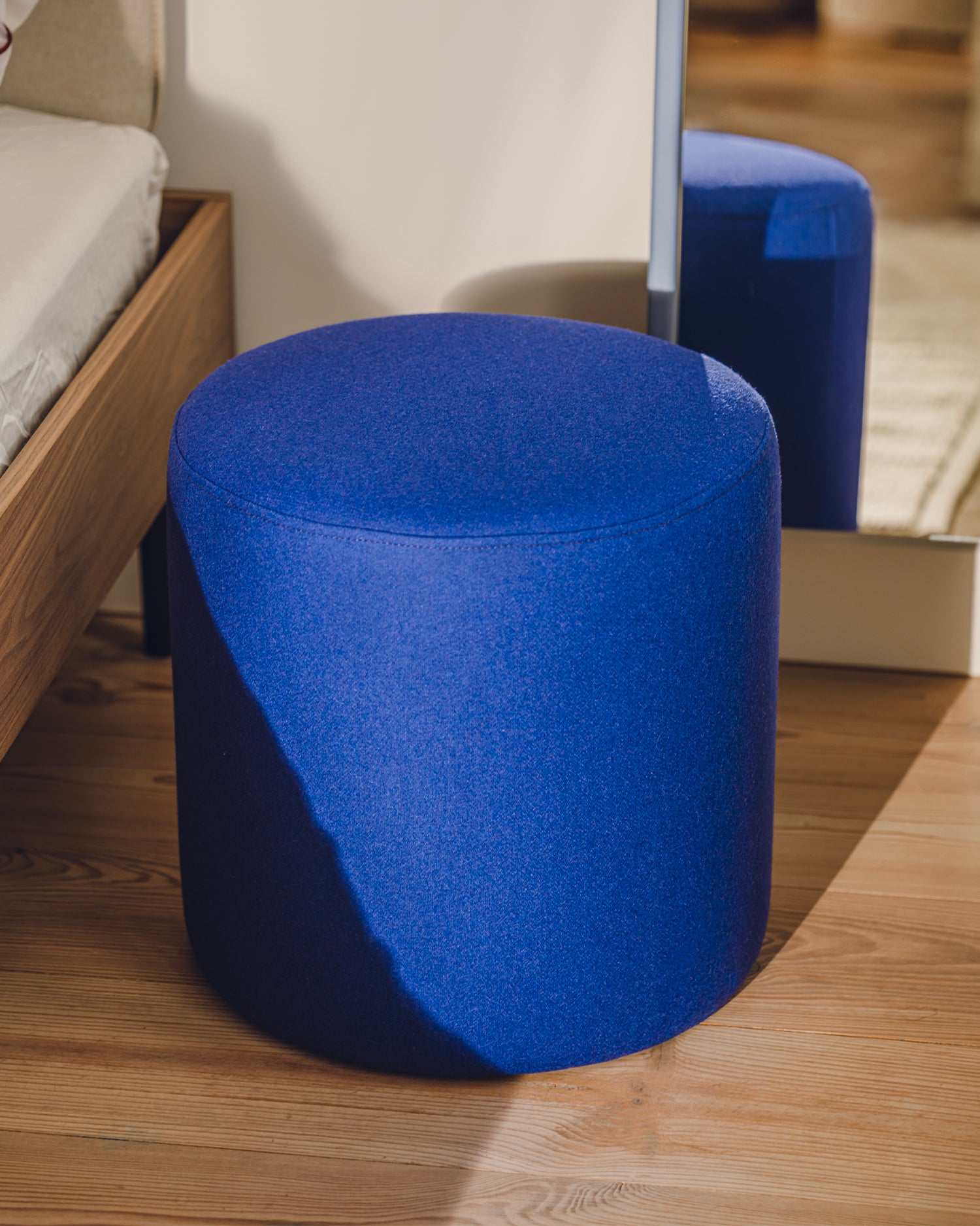 Pouf alto imbottito Folk, vari colori