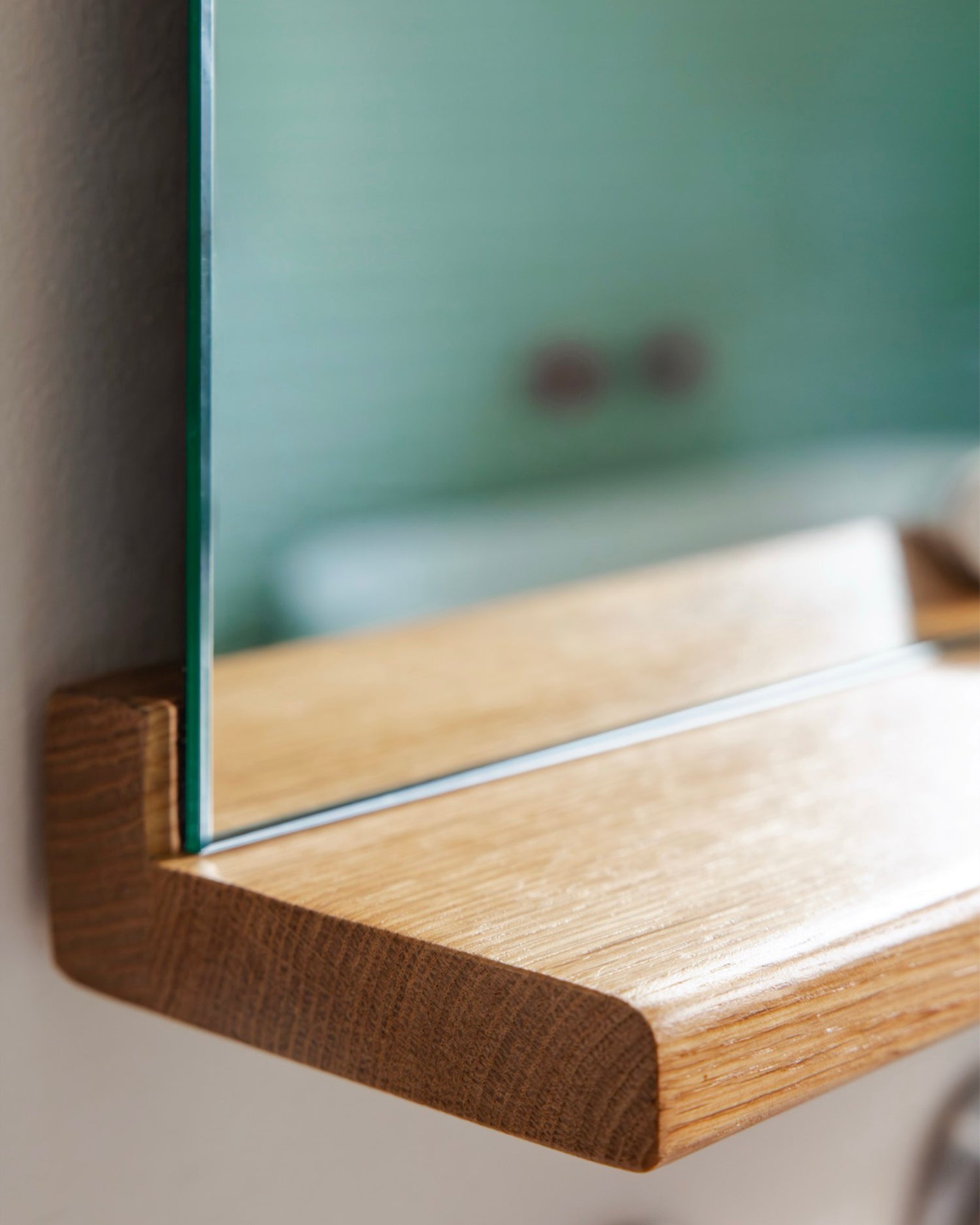 Specchio da parete in legno Lun