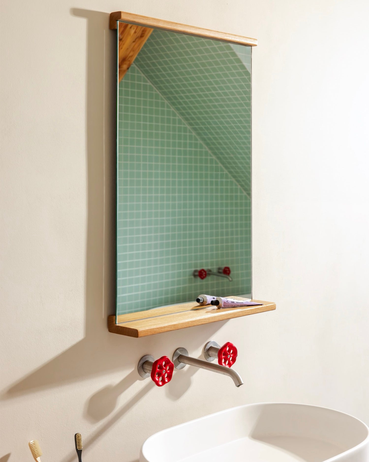 Specchio da parete in legno Lun