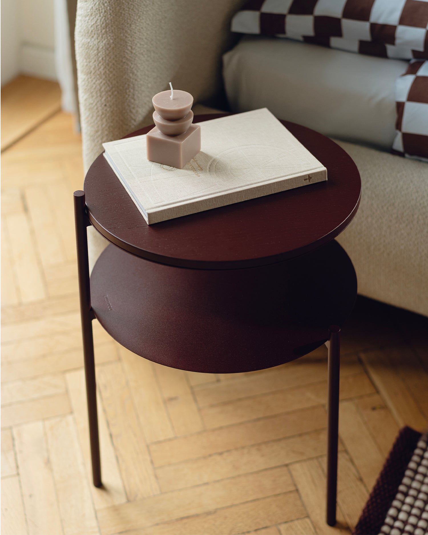 Tavolino rotondo con gambe in acciaio Tu