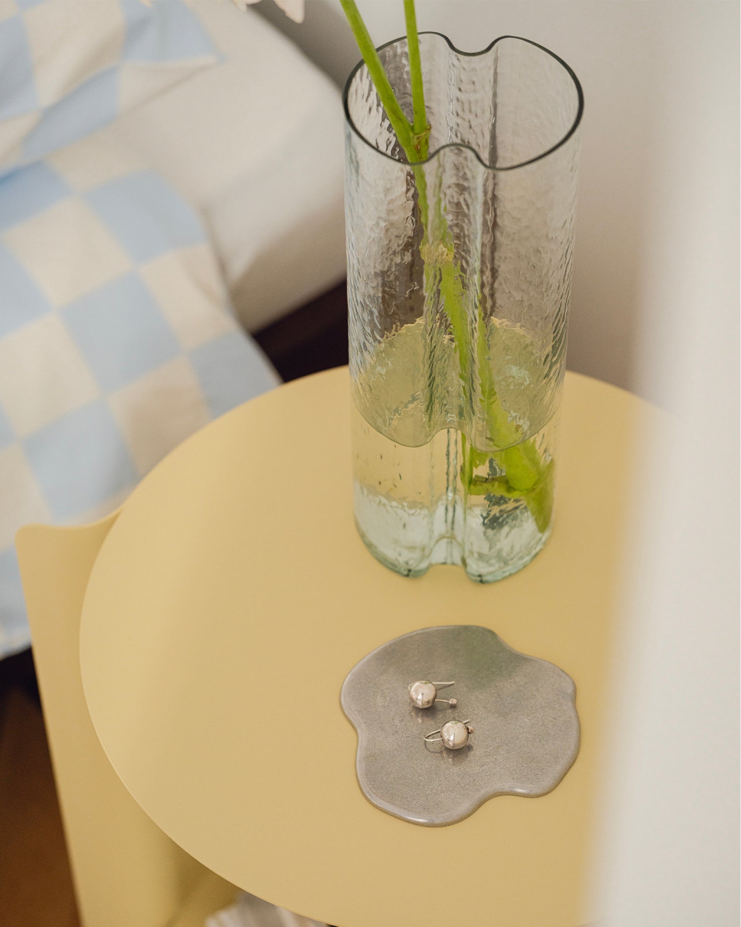 Vaso in vetro soffiato realizzato a mano Tubu