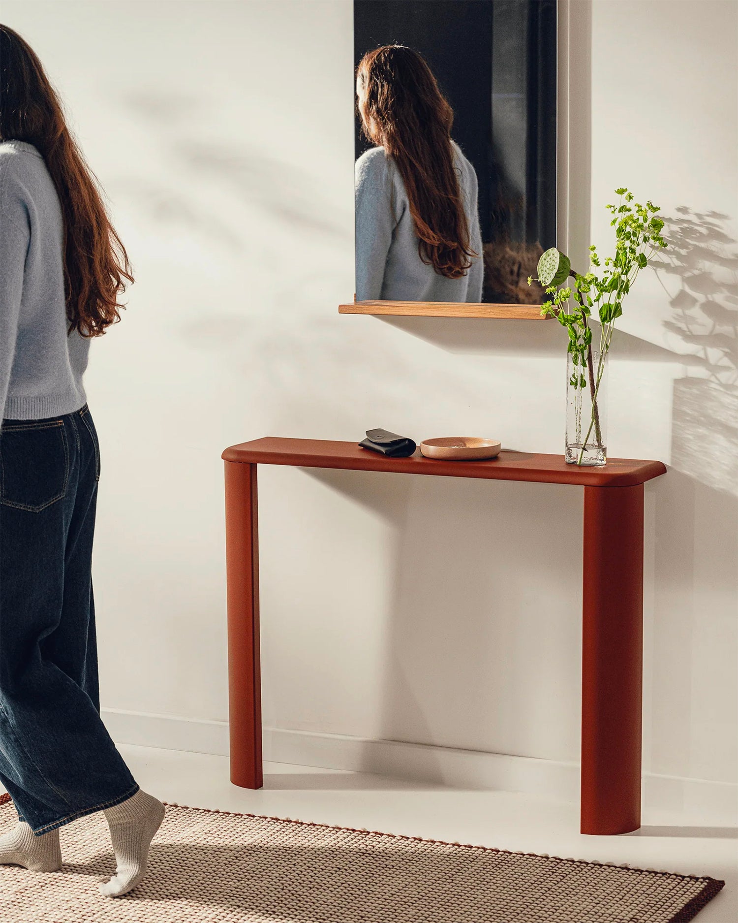 Consolle con gambe in acciaio Fli