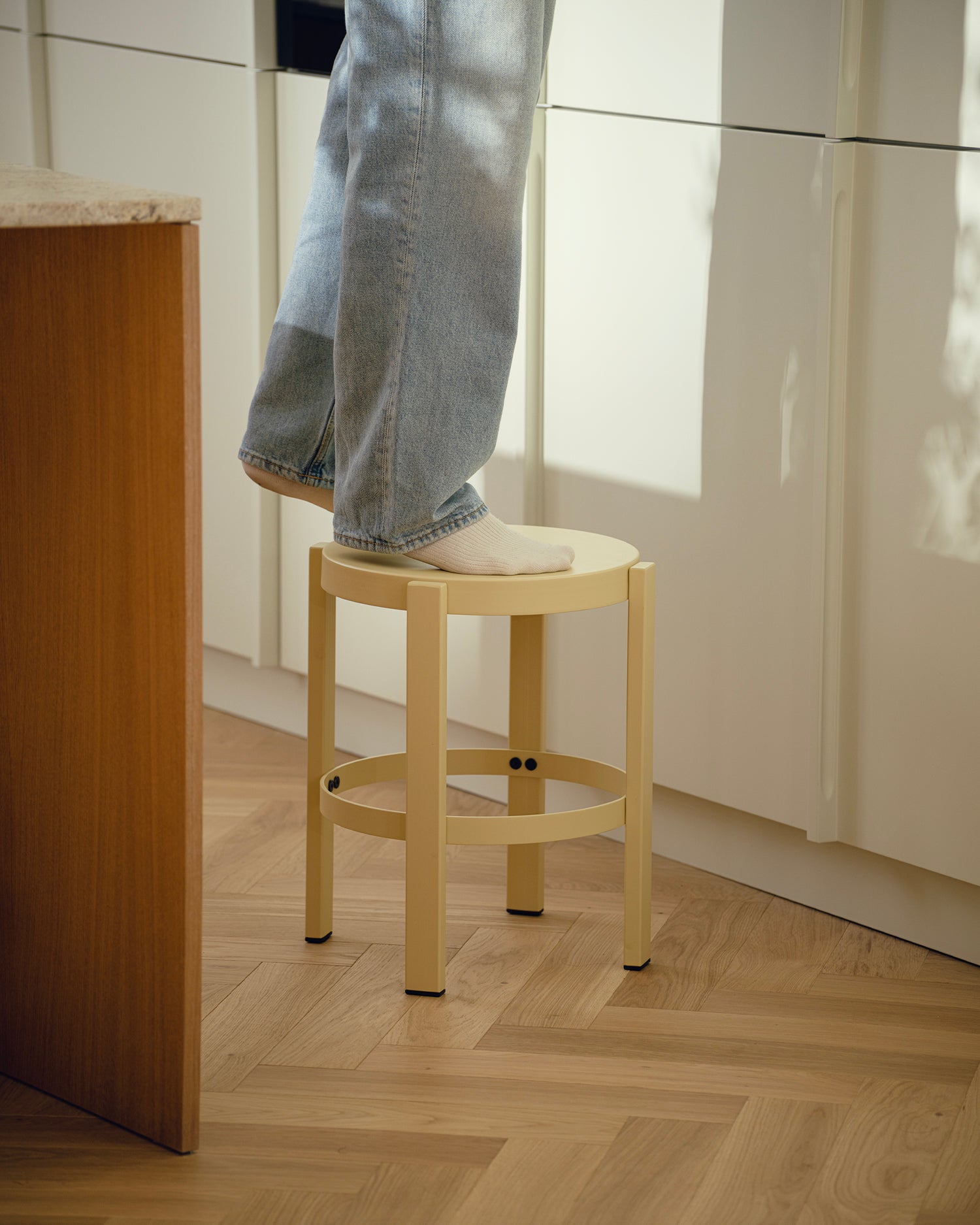 Sgabello in acciaio Doon