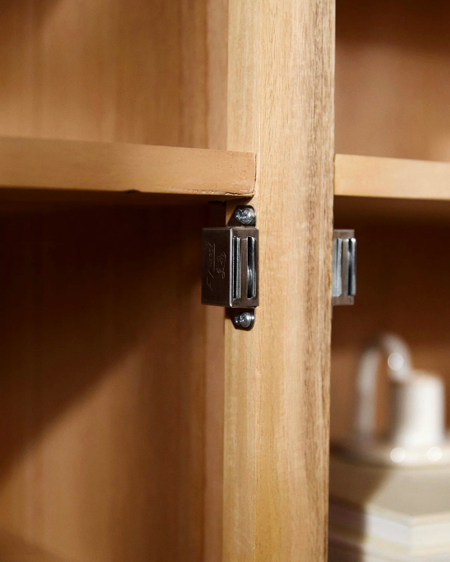 Vetrina in legno Viva