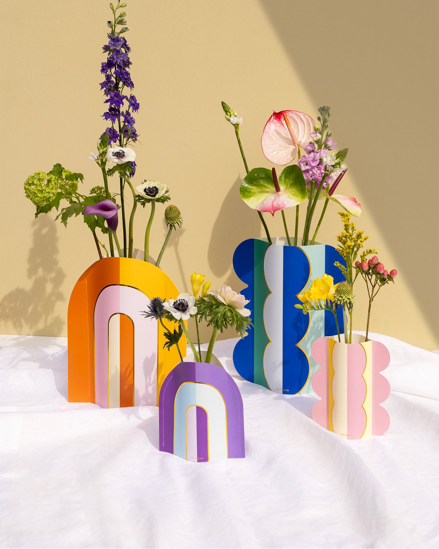 Vaso decorativo di carta Riviera Wave