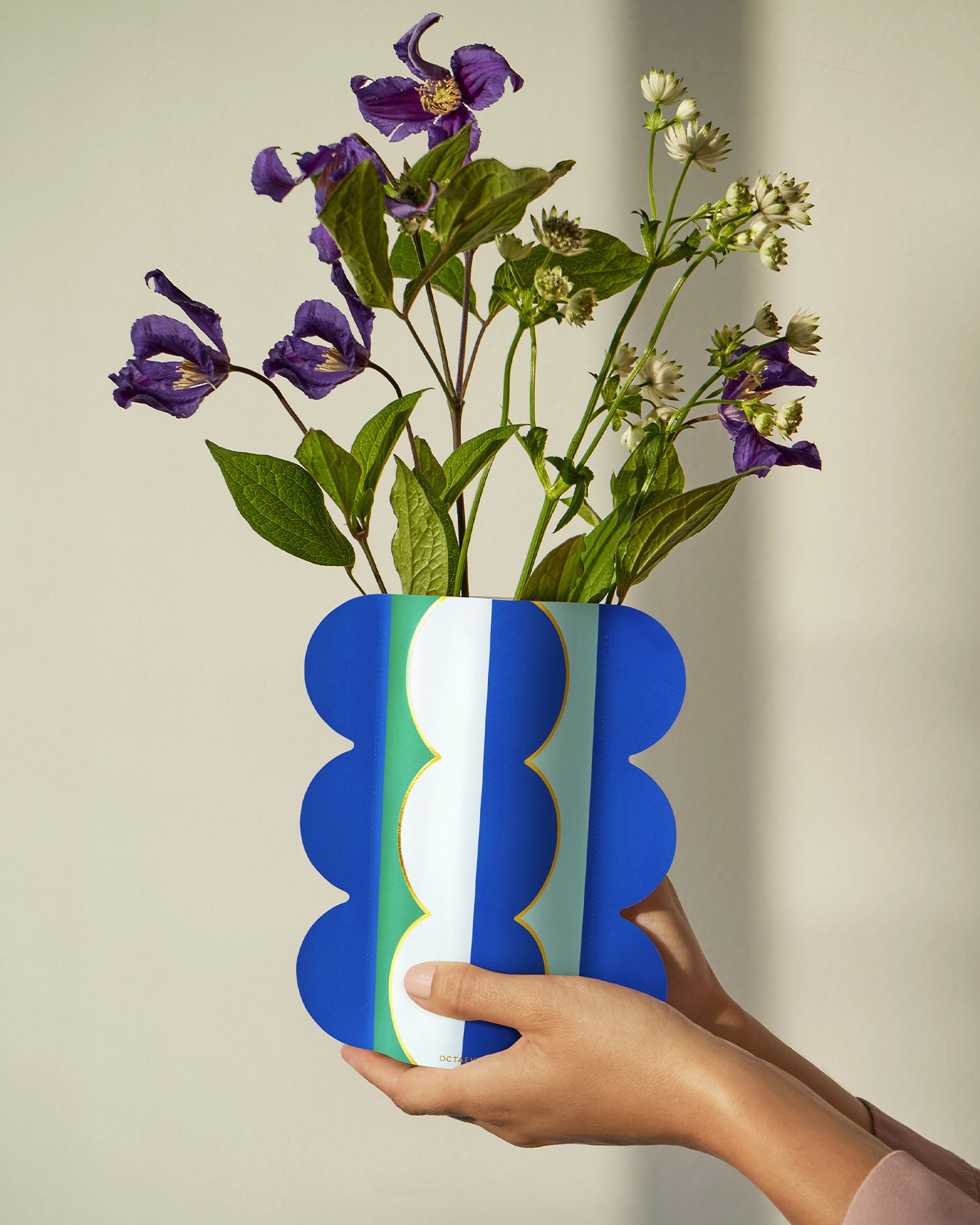 Vaso decorativo di carta Riviera Wave