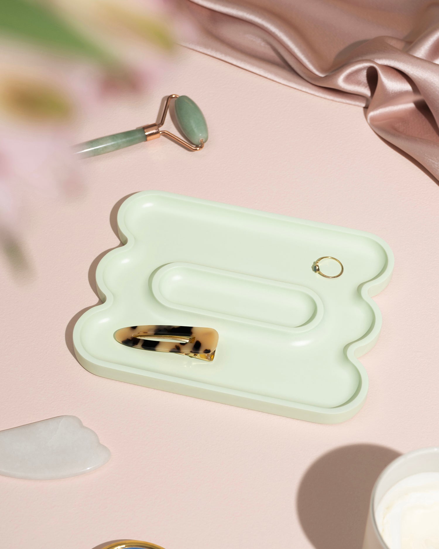 Portaoggetti in resina Templo Wave