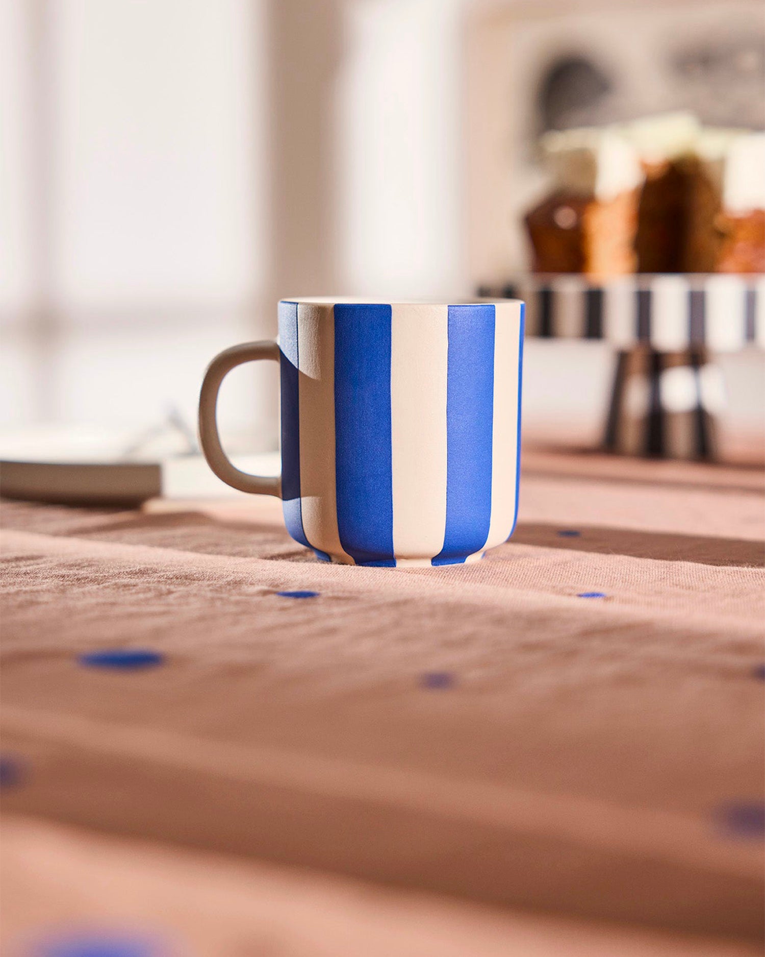 Tazza in grès realizzata a mano Toppu