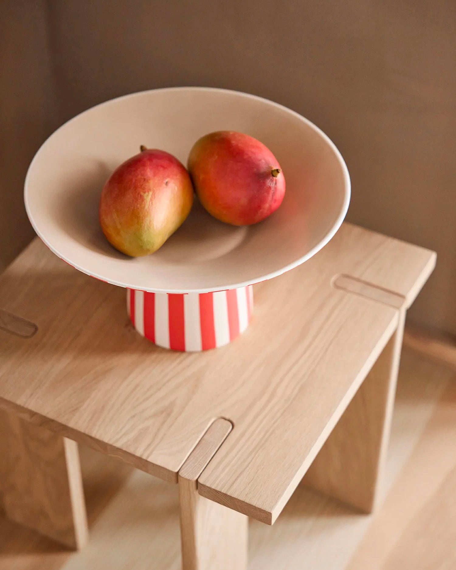 Centrotavola in ceramica realizzato a mano Toppu