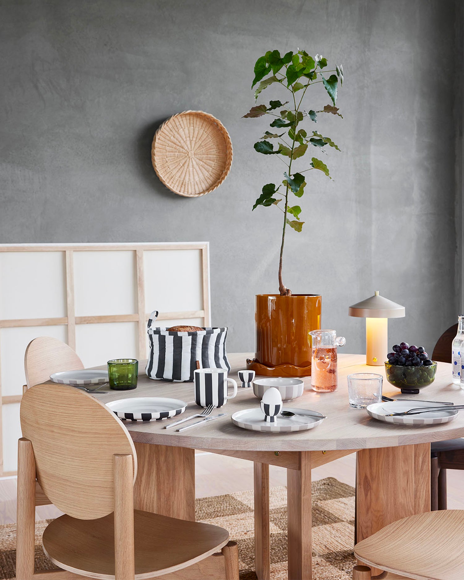 Portavaso grande in grès Nami