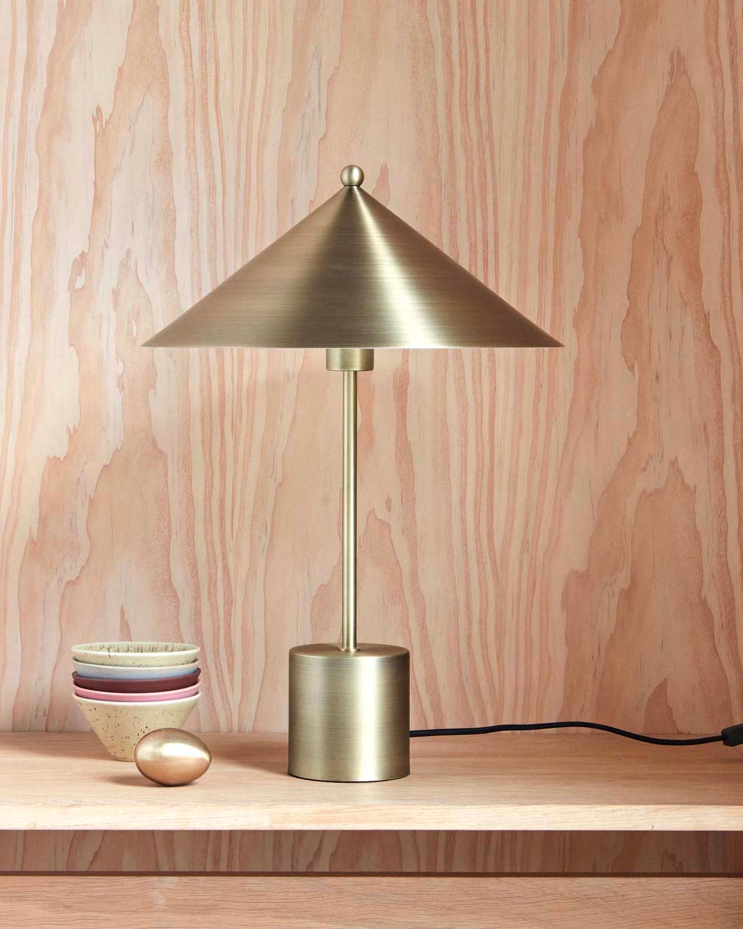 Lampada da tavolo in metallo Kasa