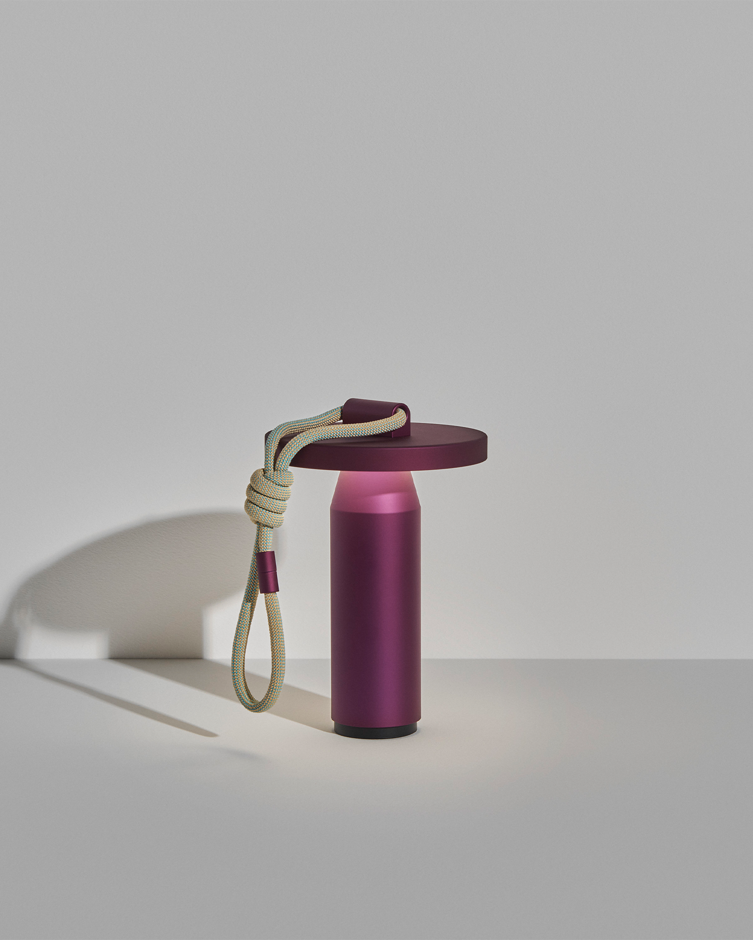 Lampada da tavolo portatile Quasar