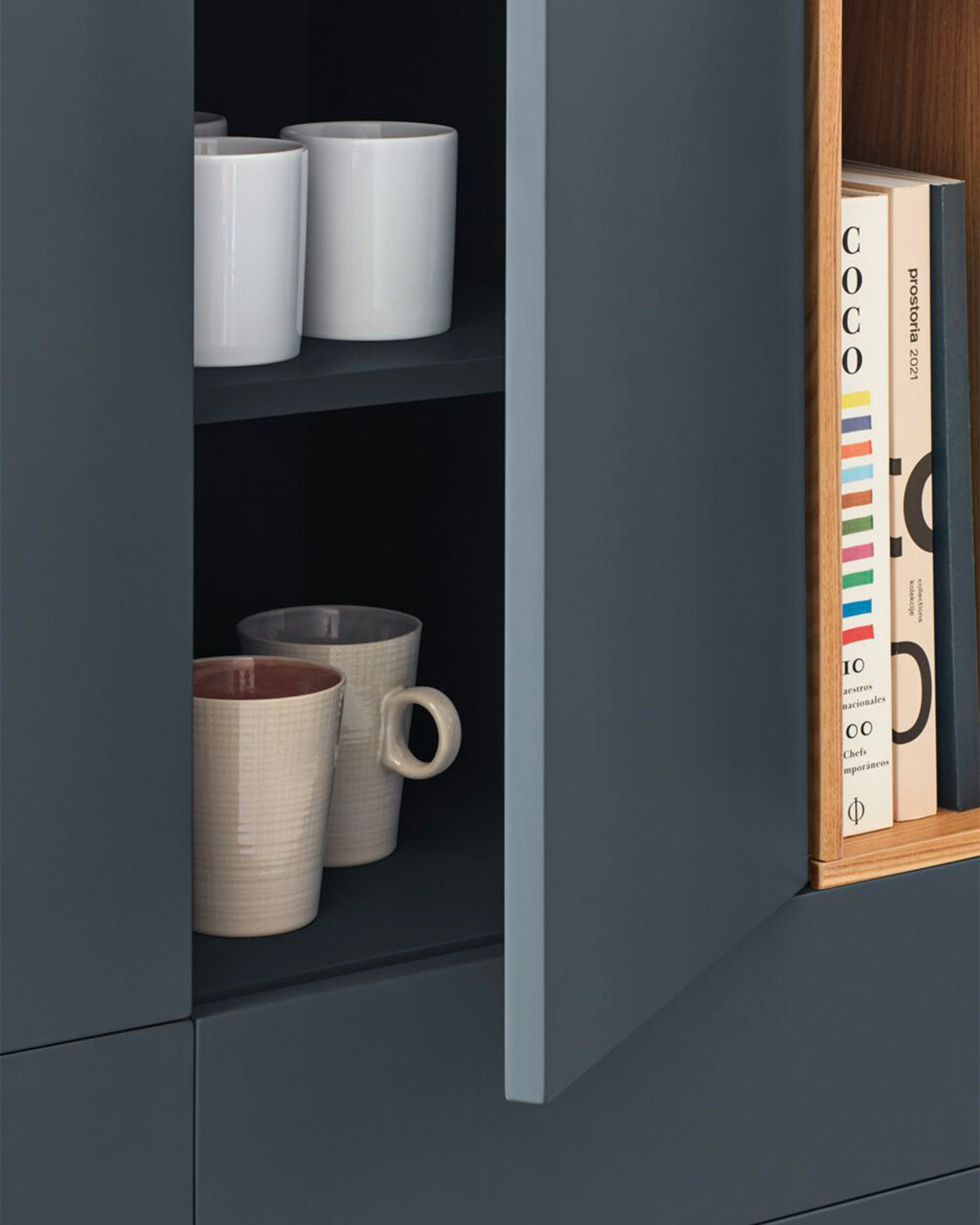 Credenza alta Corvo