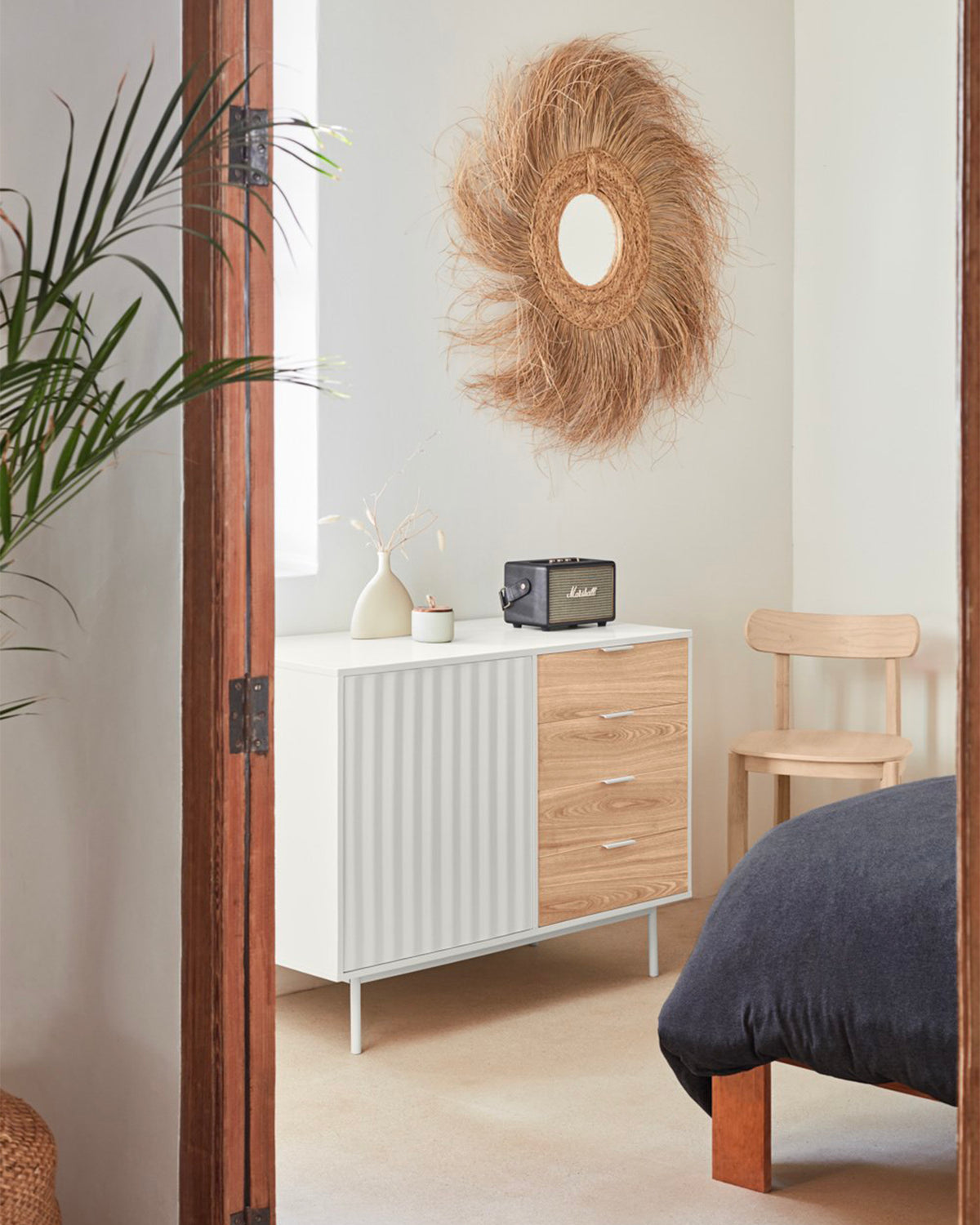 Credenza piccola con cassetti in rovere Sierra