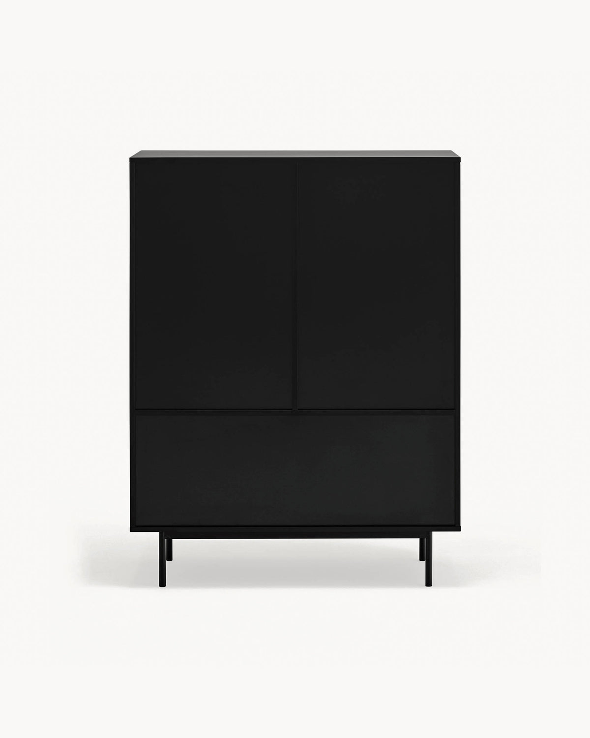 Credenza alta con frontali a rilievo Sierra