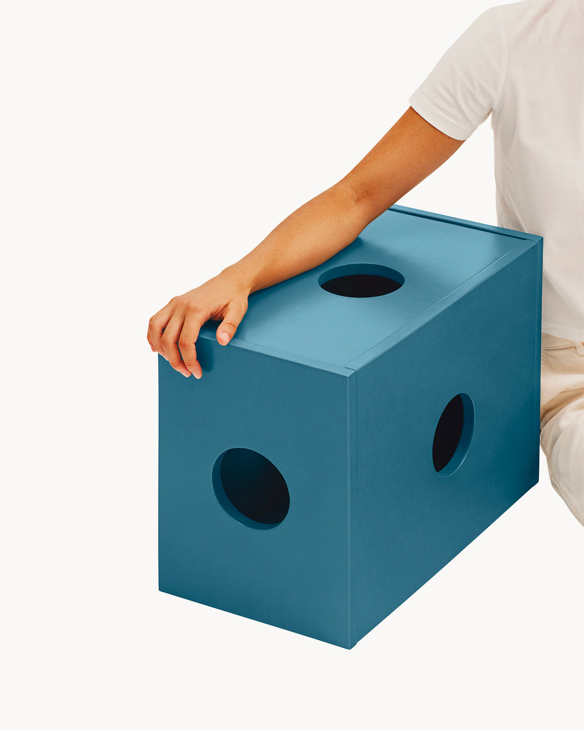 Sgabello contenitore multifunzione Wally