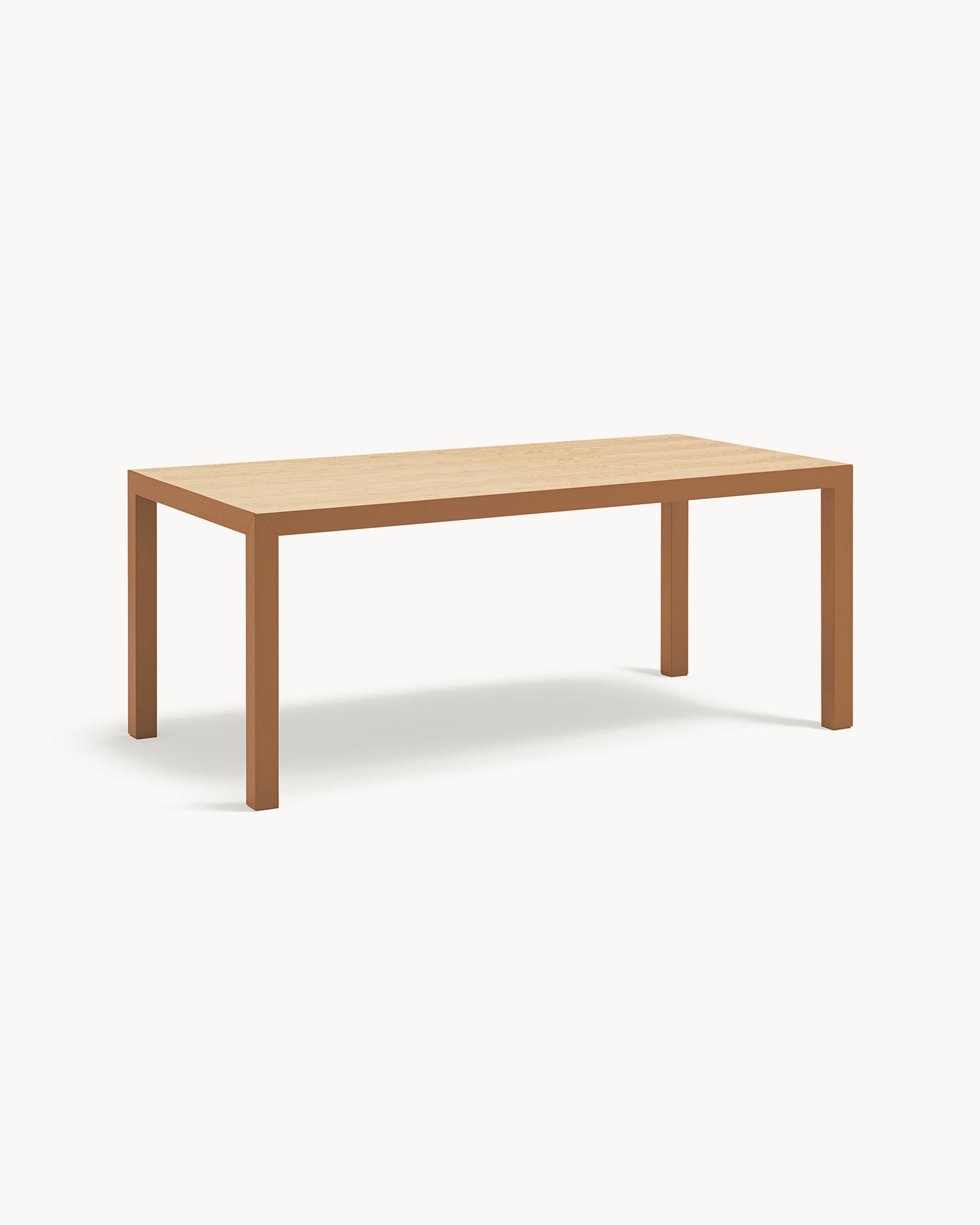 Tavolo da pranzo in metallo con piano in legno Alma