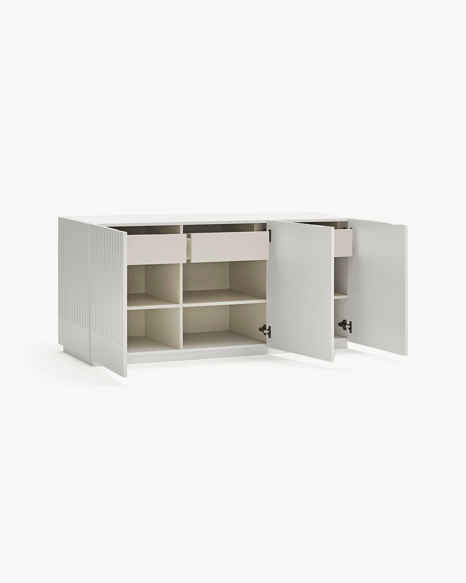 Credenza con ante scanalate Doric