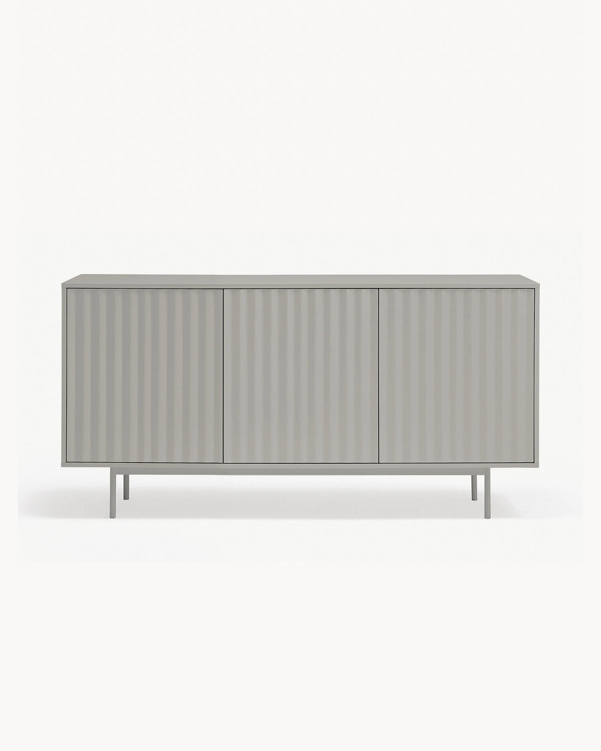 Credenza con frontali a rilievo Sierra