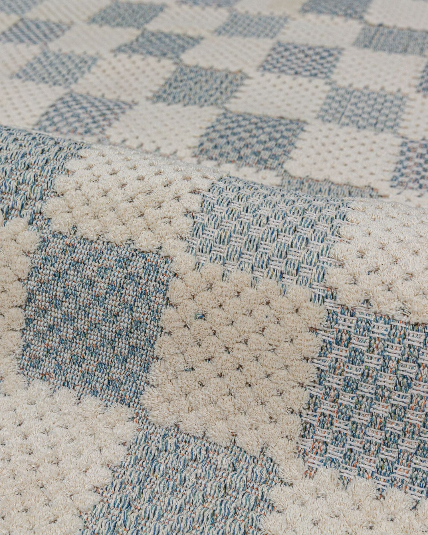 Runner lavabile a scacchi Muted Checkerboard