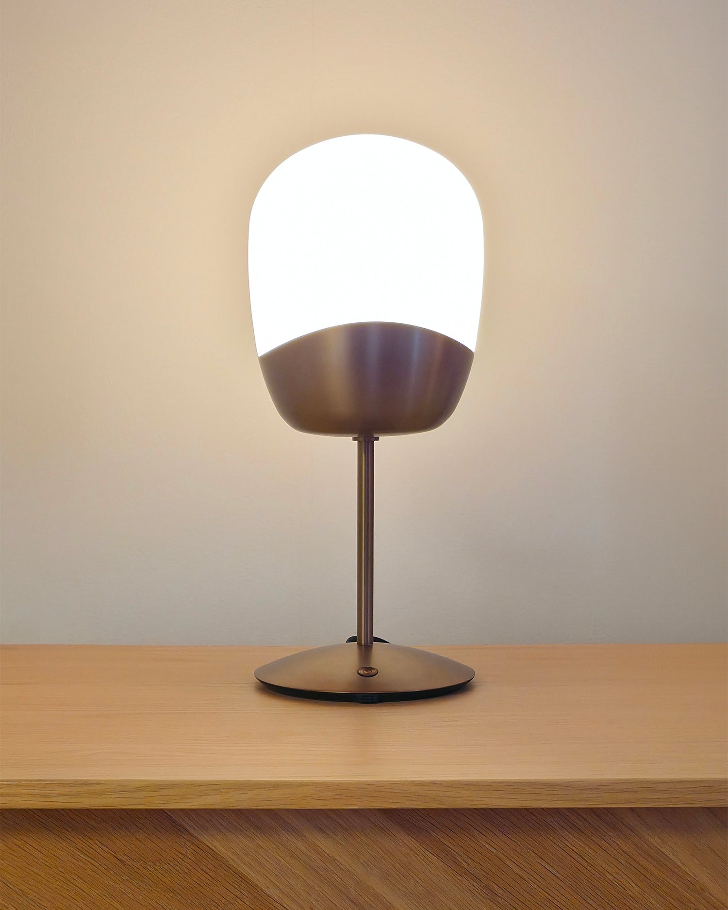 Lampada da tavolo in vetro Spring