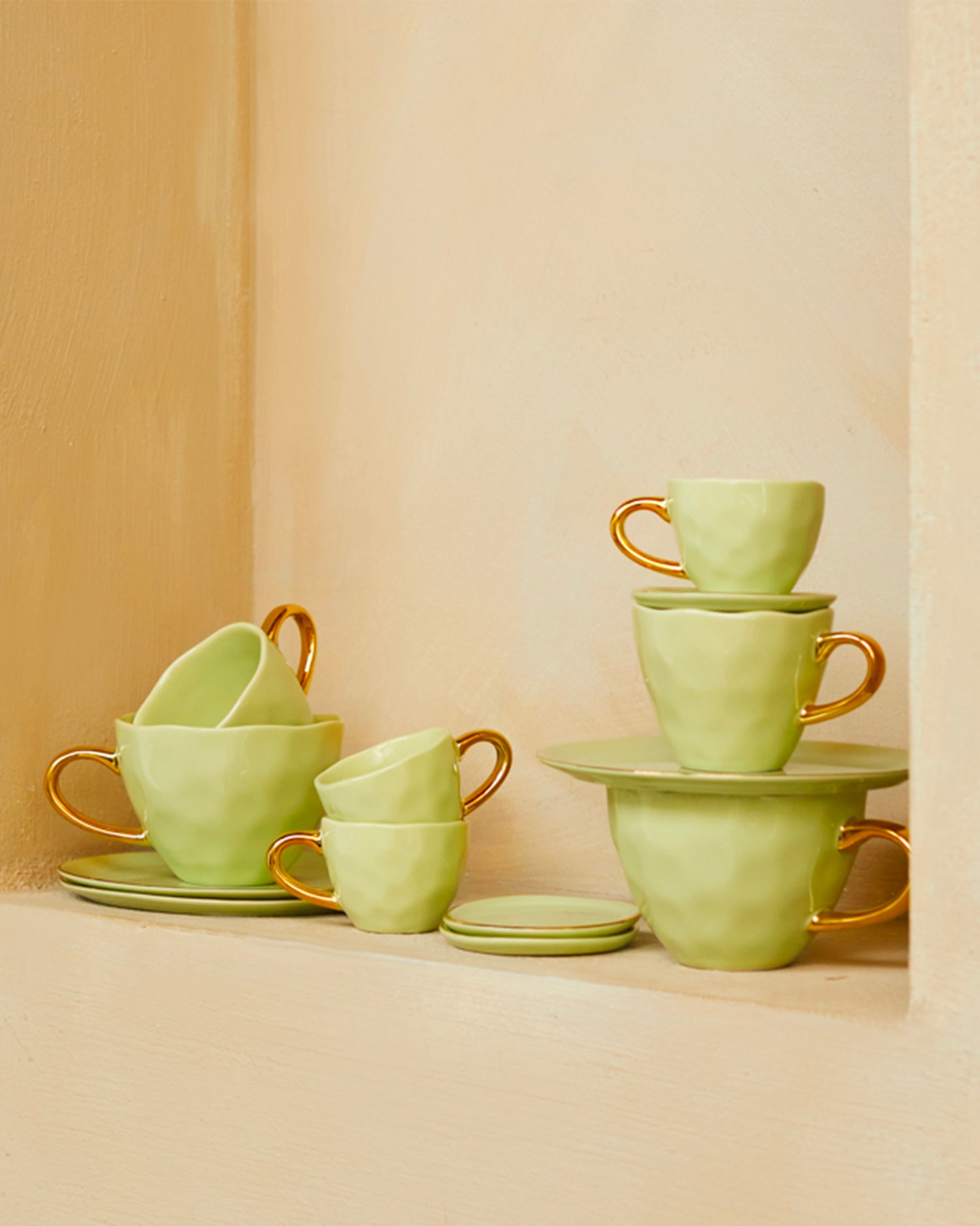 Set 4 tazzine in ceramica con manico oro Good Morning
