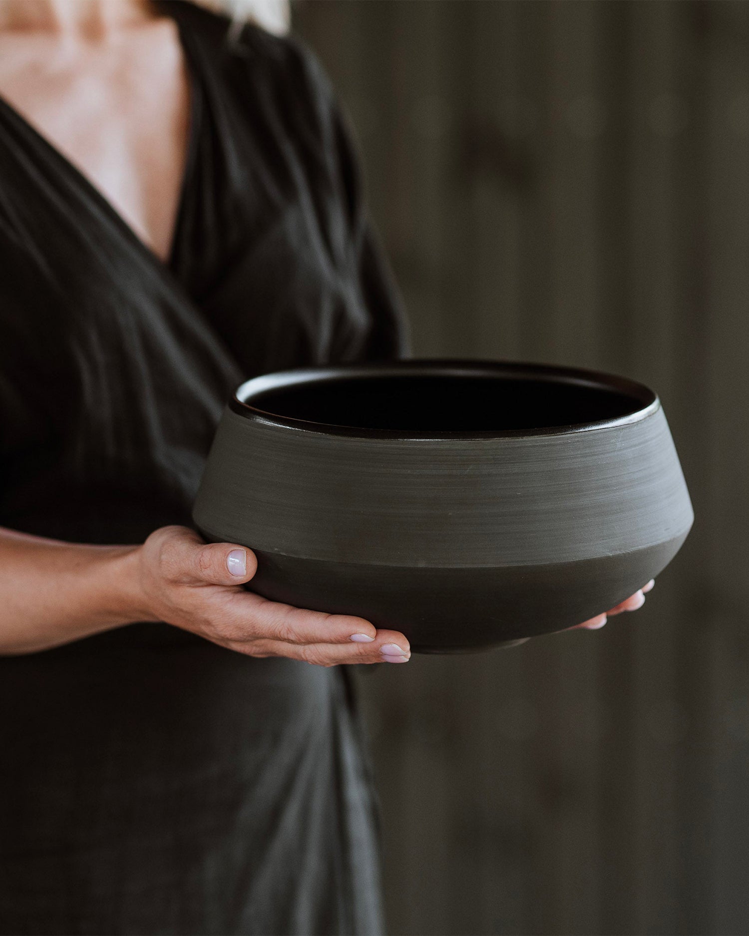Bowl alta in terracotta nera Eclipse
