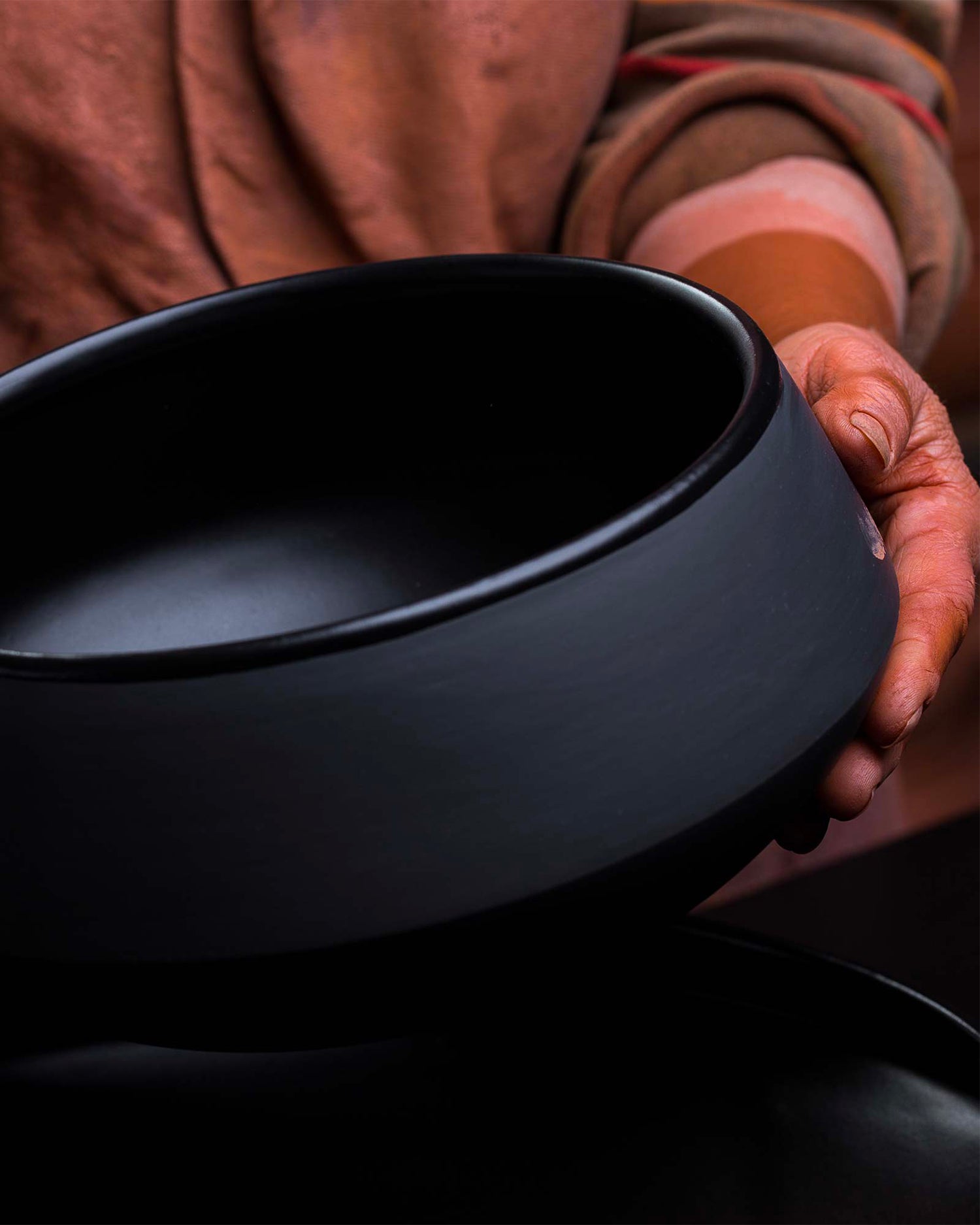Bowl alta in terracotta nera Eclipse