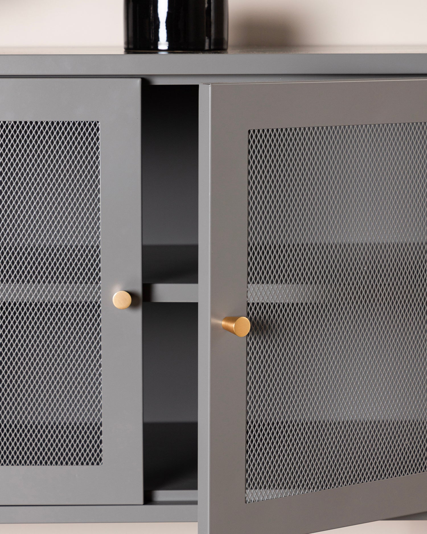 Credenza in metallo Malla