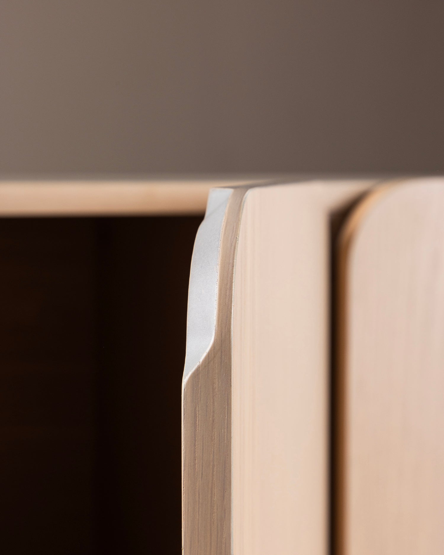 Credenza in legno Tyresö