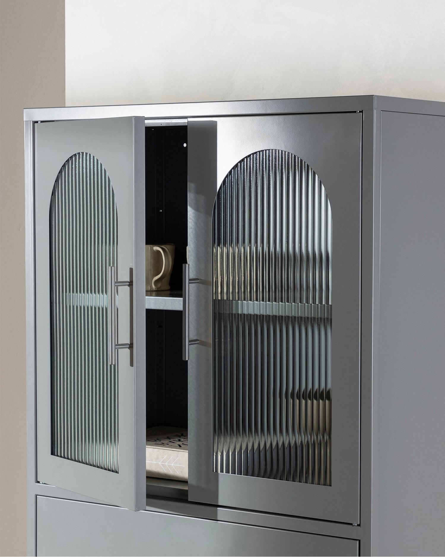 Credenza alta in metallo La Paz