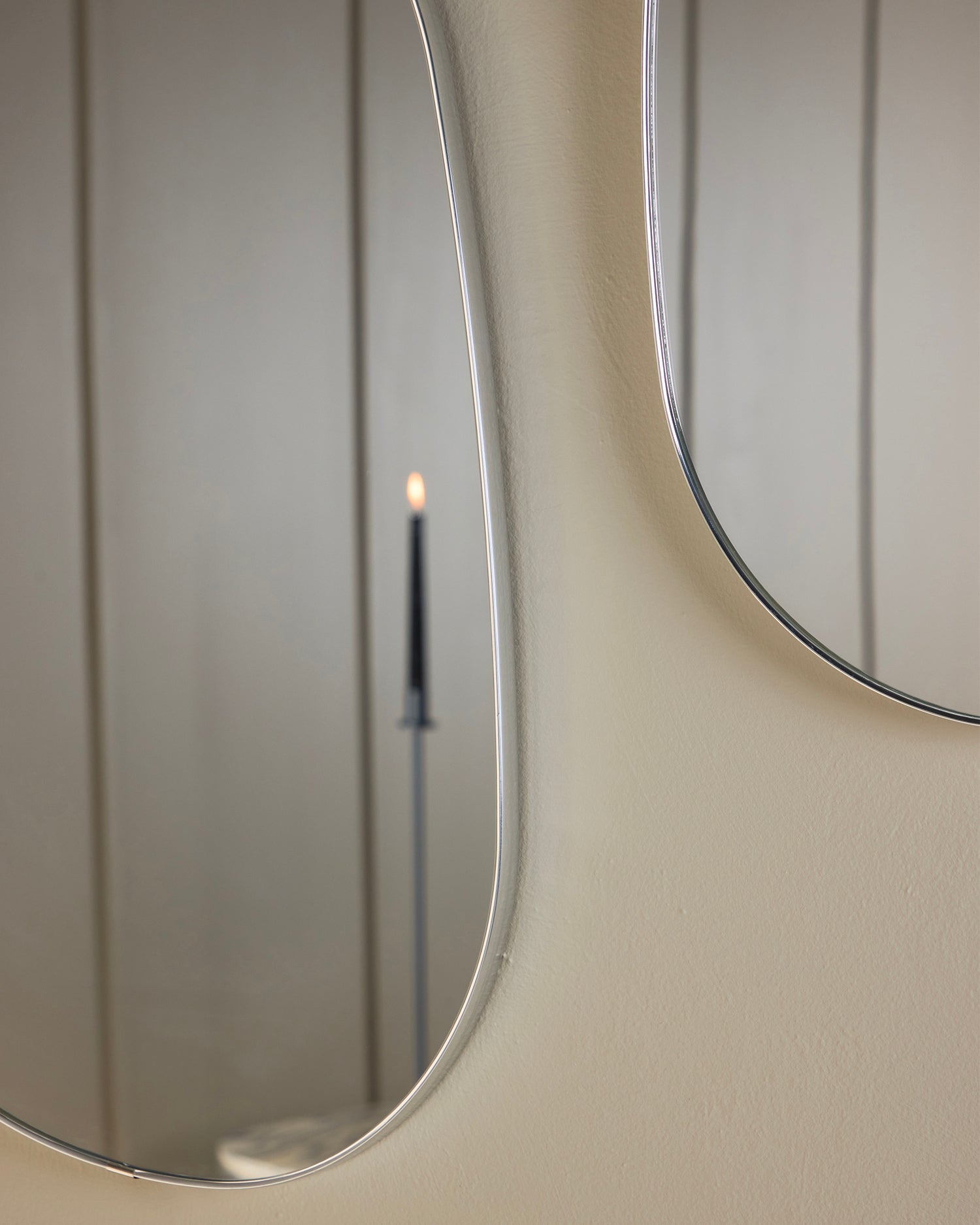 Specchio da parete con cornice in alluminio Askersund