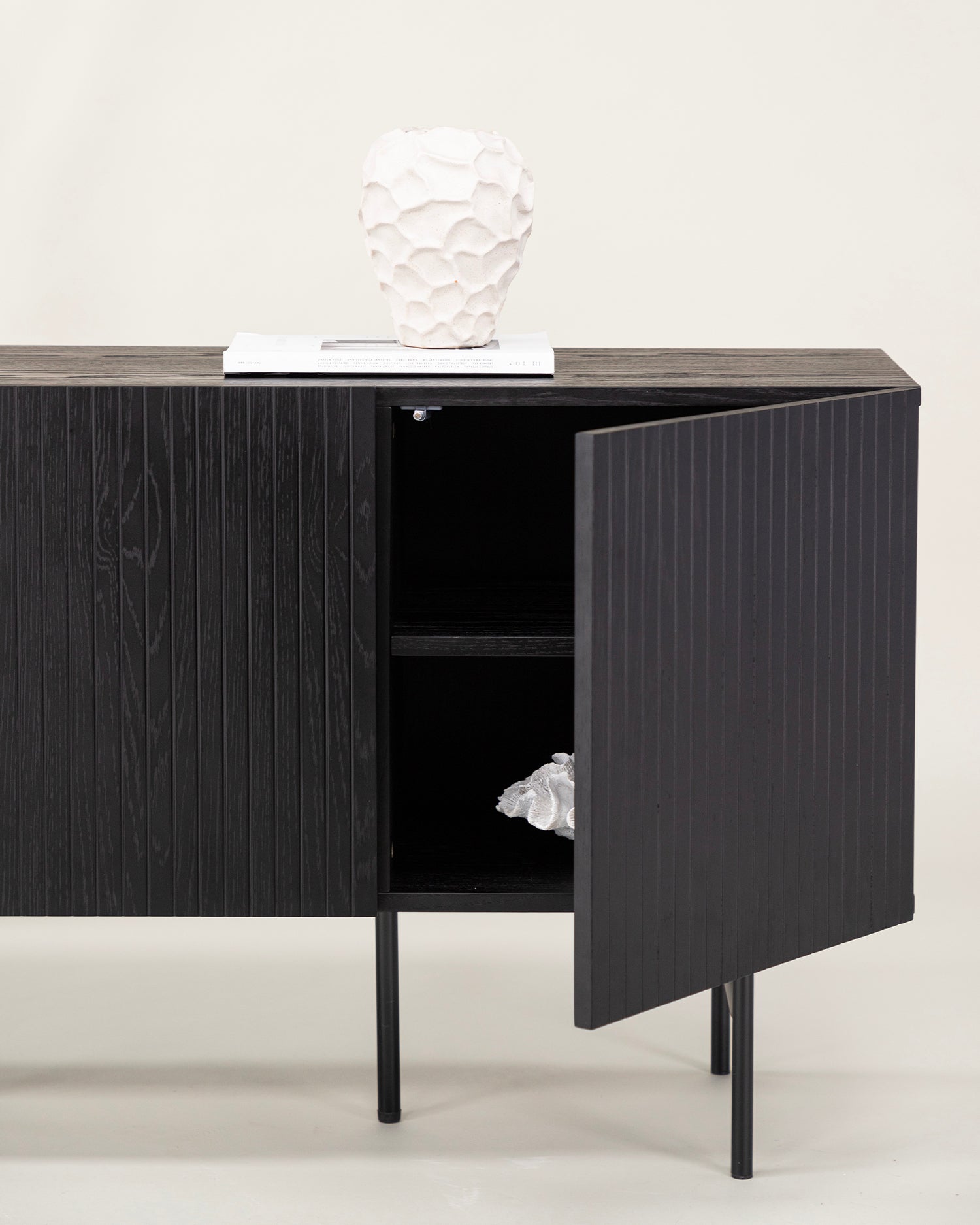 Credenza in legno Björkön